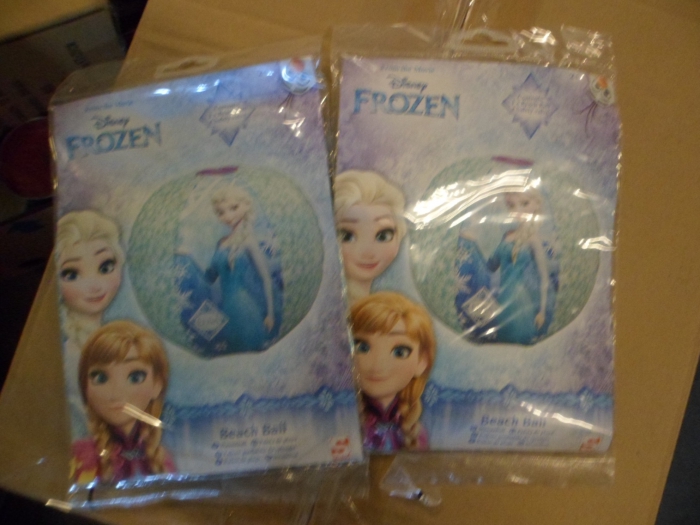 Knuppel Mew Mew Maestro PARTIJ DISNEY FROZEN STRANDBAL - PartijHandelaren.nl